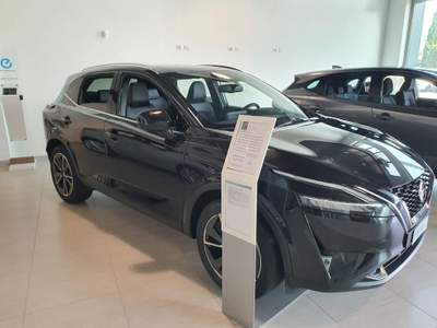 Nissan Qashqai MHEV 140 CV Tekna Nero usata Monte di Procida