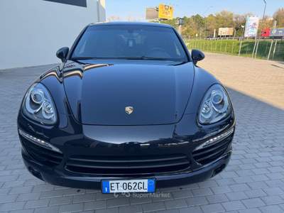 Porsche Cayenne PORSCHE CAYENNE 3000 DIESEL 245 CV Nero usata Riccione
