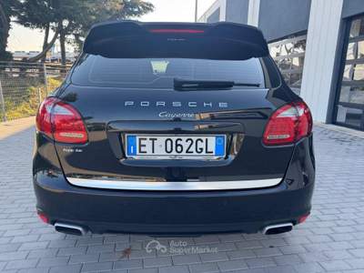 Porsche Cayenne PORSCHE CAYENNE 3000 DIESEL 245 CV Nero usata Riccione