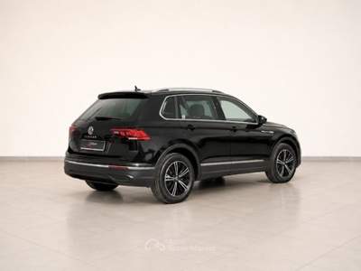 Volkswagen Tiguan 2.0 TDI LIFE DSG Nero usata San Fior