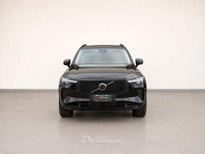 Volvo XC90 PLUS DARK T8 PHEV AWD 7 POSTI AUTO Nero usata San Fior