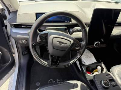 Ford Mustang Mustang Mach-E Standard Range 268 CV Bianco usata RENDE