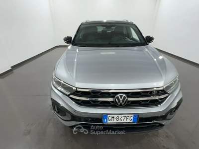 Volkswagen T-Roc VOLKS T-ROC 1.5 TSI R-LINE DSG T-Roc 1.5 tsi R-Line dsg Argento usata Roma