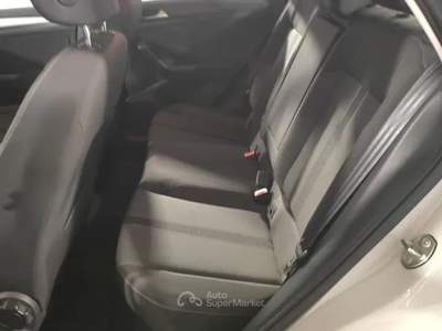 Volkswagen T-Roc VOLKS T-ROC 1.0 TSI LIFE 110CV T-Roc 1.0 tsi Life 110cv Argento usata Roma