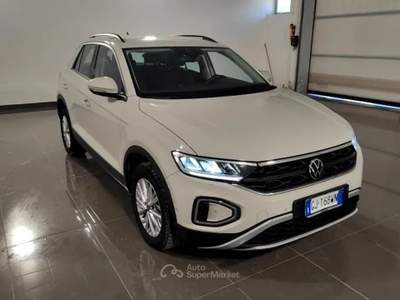 Volkswagen T-Roc VOLKS T-ROC 1.0 TSI LIFE 110CV T-Roc 1.0 tsi Life 110cv Argento usata Roma