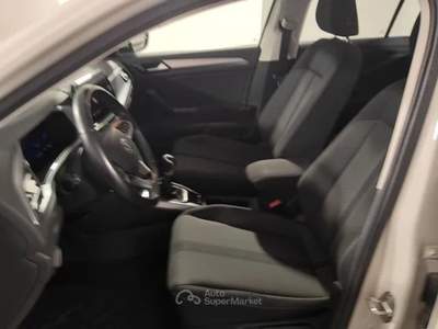 Volkswagen T-Roc VOLKS T-ROC 1.0 TSI LIFE 110CV T-Roc 1.0 tsi Life 110cv Argento usata Roma