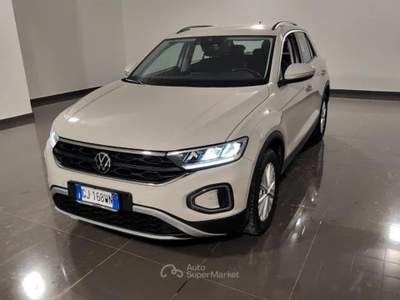Volkswagen T-Roc VOLKS T-ROC 1.0 TSI LIFE 110CV T-Roc 1.0 tsi Life 110cv Argento usata Roma