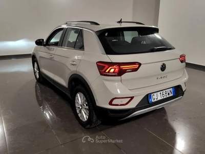 Volkswagen T-Roc VOLKS T-ROC 1.0 TSI LIFE 110CV T-Roc 1.0 tsi Life 110cv Argento usata Roma