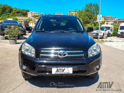 Toyota RAV4 RAV4 2.2 d-cat Luxury 177cv dpf my09 Nero usata Soriano nel Cimino