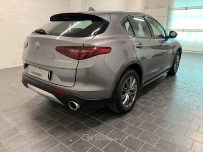 Alfa Romeo Stelvio 2.2 Turbodiesel 210 CV AT8 Q4 Executive Grigio usata Fossano