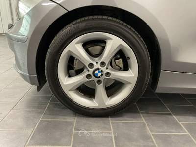 BMW Serie 1 118d d 143cv 5 porte Automatica-XENO Grigio usata Fossano