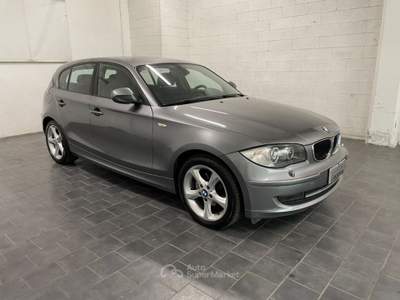 BMW Serie 1 118d d 143cv 5 porte Automatica-XENO Grigio usata Fossano