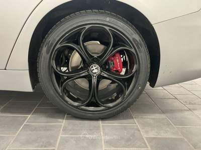 Alfa Romeo Giulia 2.2 Turbodiesel 160 CV AT8 Rosso Edizione Grigio usata Fossano