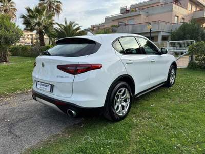 Alfa Romeo Stelvio 2.2 t Business Q4 190cv auto usata Grottammare