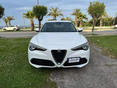 Alfa Romeo Stelvio 2.2 t Business Q4 190cv auto usata Grottammare