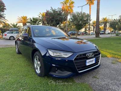 Audi A4 Avant 30 2.0 tdi mhev Business Advanced 136cv s-tronic Blu/Azzurro usata Grottammare