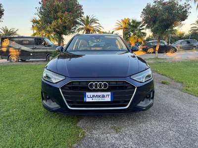 Audi A4 Avant 30 2.0 tdi mhev Business Advanced 136cv s-tronic Blu/Azzurro usata Grottammare