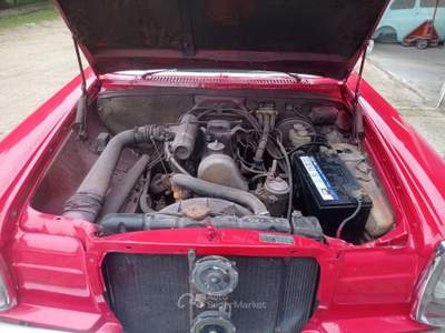 Mercedes-Benz 280 Mercedes 220/8 w115 Rosso usata Verona
