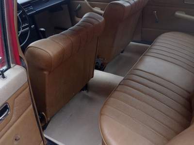 Mercedes-Benz 280 Mercedes 220/8 w115 Rosso usata Verona