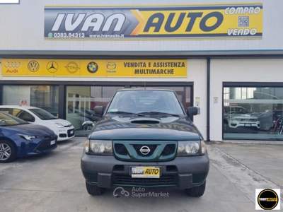 Nissan Terrano Autocarro-2.7 TDI usata Casatisma