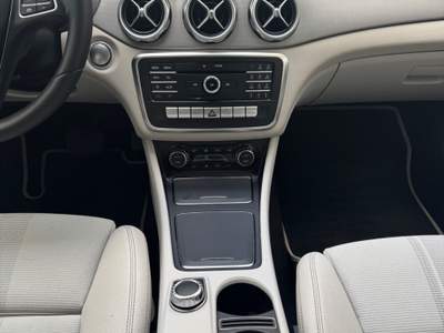 Mercedes-Benz GLA Automatic Premium Blu/Azzurro usata Cardito