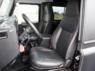 Land Rover Defender Land Rover Defender 2.2 D SW 90 2014 Nero usata Napoli