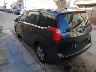 Peugeot 5008 PEUGEOT 5008 DEL 2014 Grigio usata Canosa di Puglia