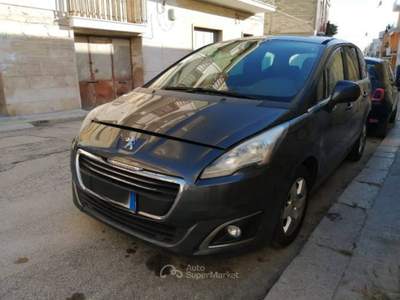 Peugeot 5008 PEUGEOT 5008 DEL 2014 Grigio usata Canosa di Puglia