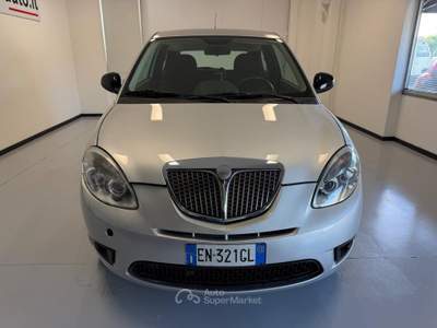 Lancia Ypsilon 1.3 MJT 75 CV Unyca Argento usata Parma