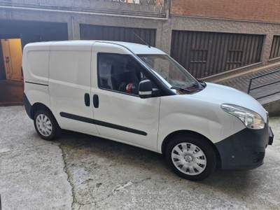 Opel Combo NATURAL POWER Bianco usata Sant'Omero