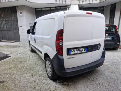 Opel Combo NATURAL POWER Bianco usata Sant'Omero