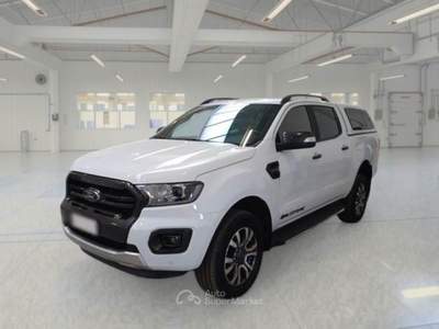 Ford Ranger 2.0 tdci double cab Wildtrack 170cv auto Bianco usata Parma