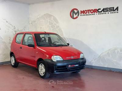 Fiat 600 ADATTA A NEOPATENTATI Rosso usata Roma