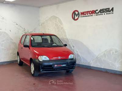 Fiat 600 ADATTA A NEOPATENTATI Rosso usata Roma