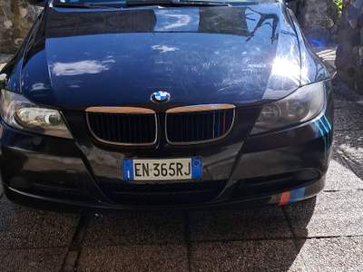 BMW Serie 3 320 vendo bmw 320 Nero usata santa giustina