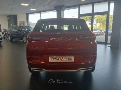 Opel Grandland 1.5 diesel Ecotec aut. Edition KM0 Rosso usata Spinea