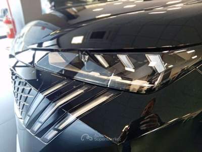 Peugeot 3008 Hybrid 145 e-DCS6 GT KM ZERO - OFFERTA PROMO!! Nero usata Spinea