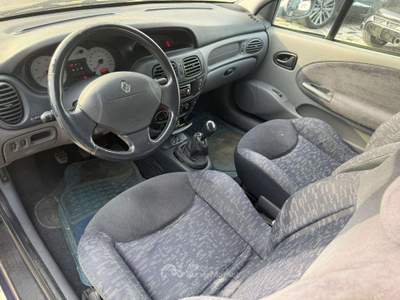 Renault Mégane Cabrio 1.6 16v Blu/Azzurro usata Roma