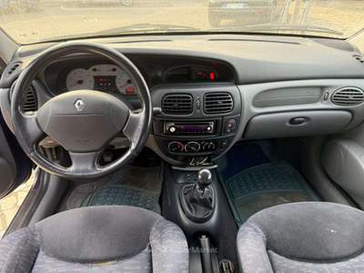 Renault Mégane Cabrio 1.6 16v Blu/Azzurro usata Roma