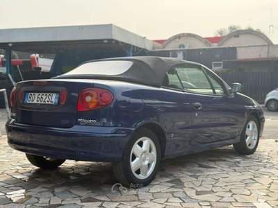 Renault Mégane Cabrio 1.6 16v Blu/Azzurro usata Roma