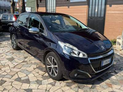Peugeot 208 5p 1.6 bluehdi Allure 75cv Blu/Azzurro usata Roma
