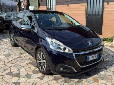 Peugeot 208 5p 1.6 bluehdi Allure 75cv Blu/Azzurro usata Roma