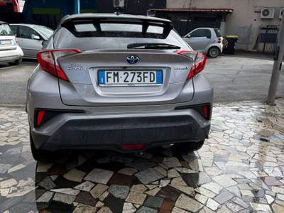 Toyota C-HR 1.8h Lounge 2wd e-cvt Grigio usata Roma