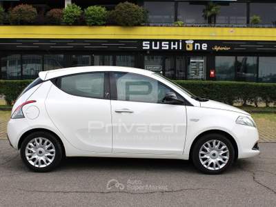 Lancia Ypsilon LANCIA Ypsilon 0.9 TwinAir 85 CV 5 porte S&S DFN Gold Bianco usata Reggio nell'Emilia