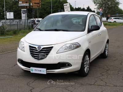 Lancia Ypsilon LANCIA Ypsilon 0.9 TwinAir 85 CV 5 porte S&S DFN Gold Bianco usata Reggio nell'Emilia