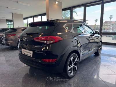 Hyundai Tucson 1.7 CRDi DCT Sound Edition Autom Navi Tetto Full Nero usata Giugliano in Campania
