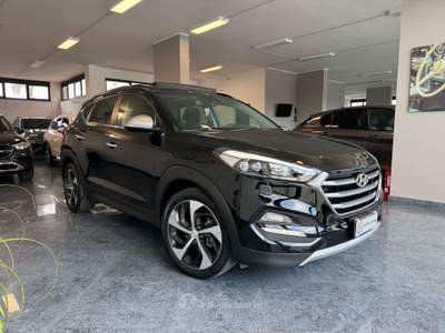 Hyundai Tucson 1.7 CRDi DCT Sound Edition Autom Navi Tetto Full Nero usata Giugliano in Campania