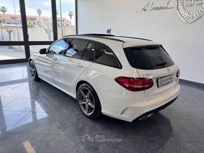 Mercedes-Benz Classe C d Amg Premium 4matic auto Tetto Led Dvd Full Bianco usata Giugliano in Campania