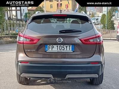 Nissan Qashqai NISSAN QASHQAI 1.6 dCI Tekna+ 130cv xtronic Marrone usata Cosio Valtellino