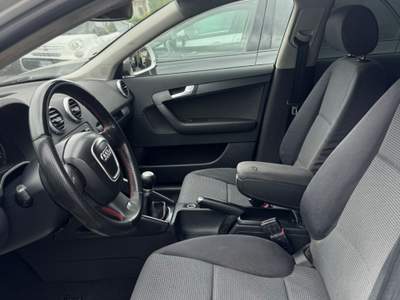Audi A3 SPB 1.6 TDI 90 CV CR S-Line Bianco usata SOMMA VESUVIANA
